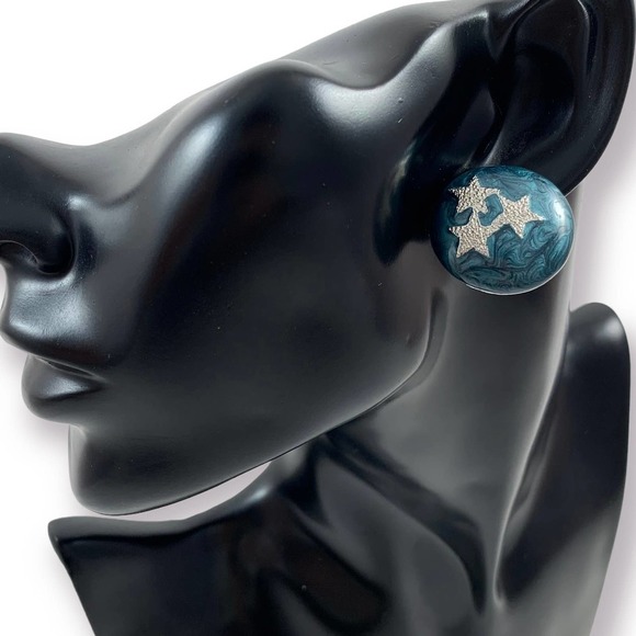 ❌SOLD❌ Vintage blue enamel with silver stars earrings - Picture 4 of 11